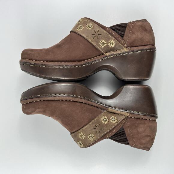 Ariat Westlake Womens Clogs 6.5B Brown Leather Floral Studded Slip On Equestrian - Picture 8 of 12